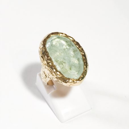 vintage silver ring with aquamarine