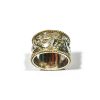 retro band ring in silver with bas-relief motifs