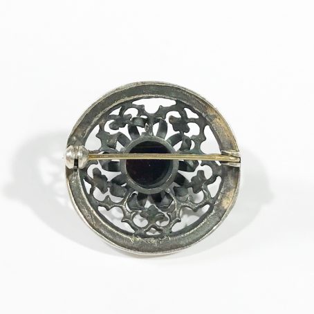 antica spilla austriaca in argento con granato dettagli