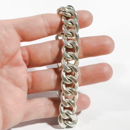 dettagli bracciale retrò da uomo catena piena in argento