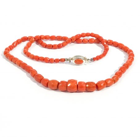 faceted red coral 60s necklace