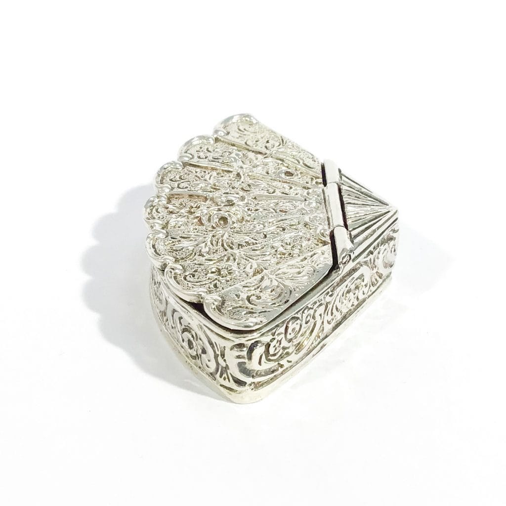 Coffret à Pilules Ancien En Argent 925 – Incisé – Style Art Nouveau – XIXe Siècle