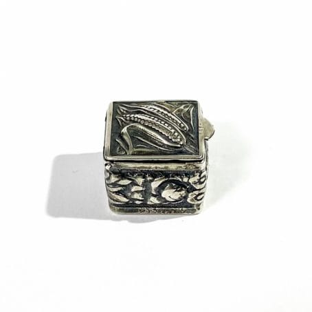 italian hallmarked solid silver miniature snuff box