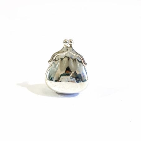 porta pillole in argento a forma di borsellino - immagine 10