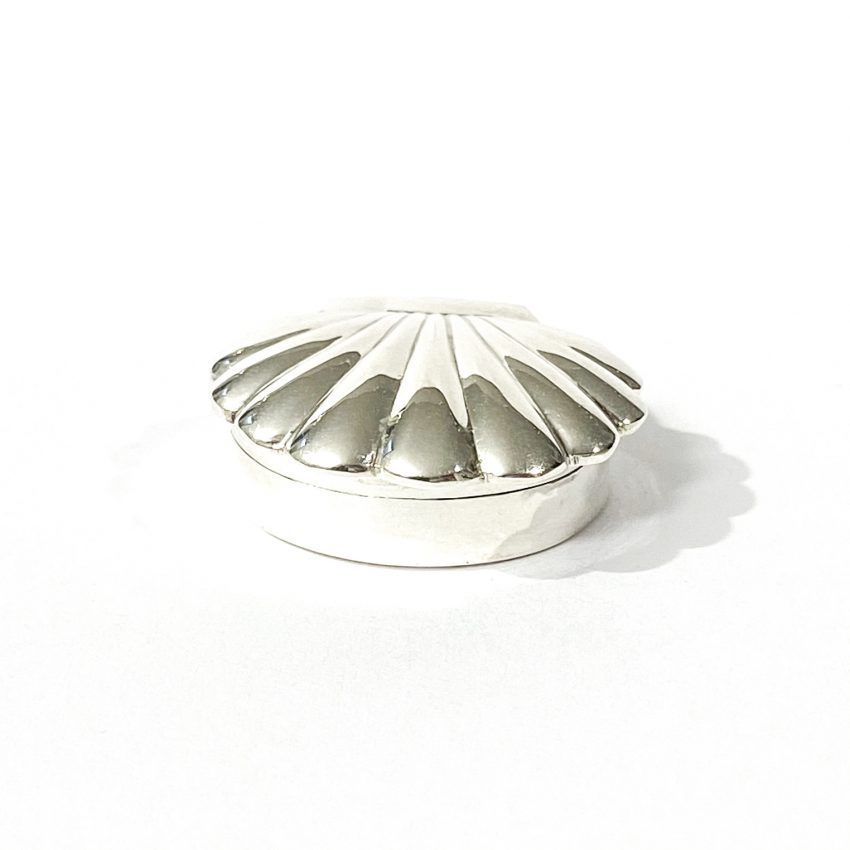 shell shape sterling silver vintage pill box
