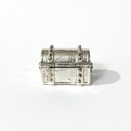 treasure chest shape solid silver vintage pill box