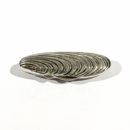 shell shape solid silver pillbox