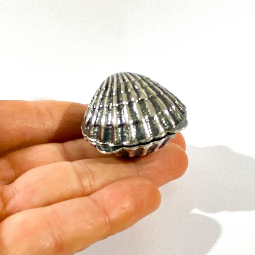vintage solid silver shell shape pillbox