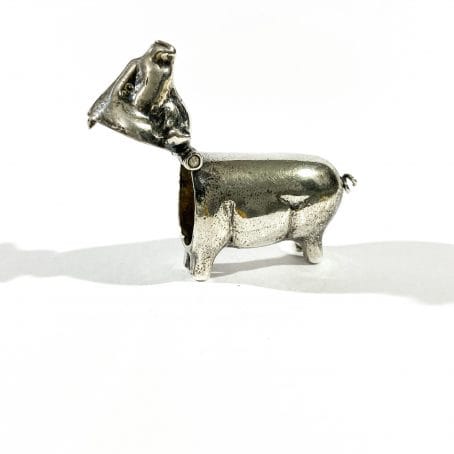 solid silver pig shape pillbox