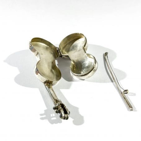 porta pillole in argento a forma di violino - immagine 9