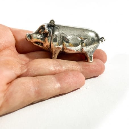 solid silver pig shape pillbox