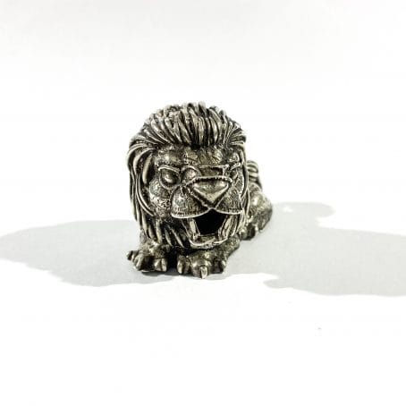solid silver lion shape pillbox