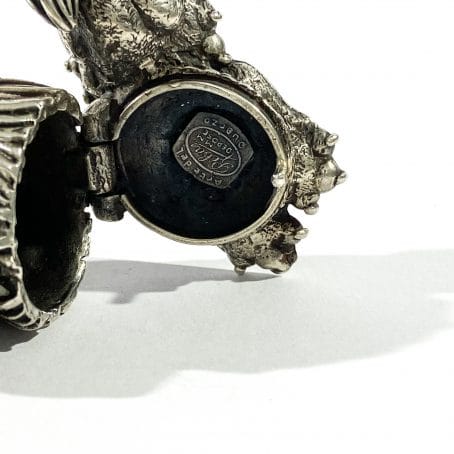 solid silver lion shape pillbox