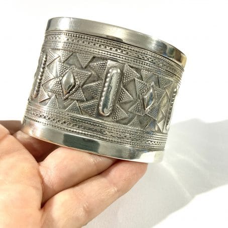 Kazakh ethnic bracelet for men in silver