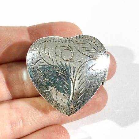 italian solid silver heart shape pill box, hallmarked 