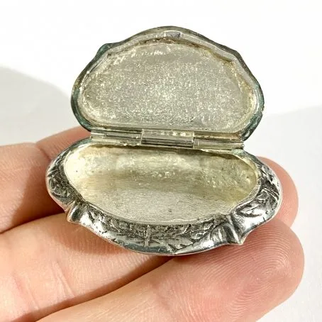 piccolo porta pillole con decori floreali - immagine 2
