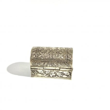 decorated silver pill holder - Image 3