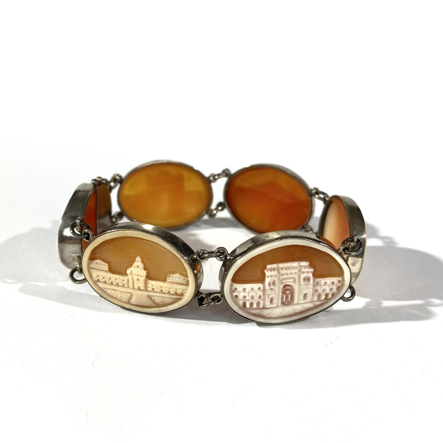 bracciale vintage cammei Milano - immagine 5